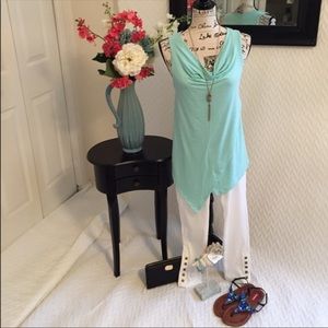 Beautiful & Comfortable jegging pants!  NWT💞